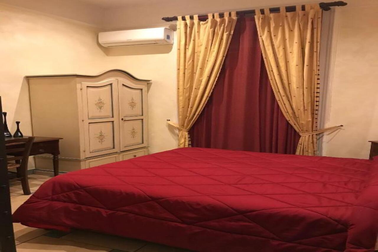 فندق شيليزي نابولي المظهر الخارجي الصورة
